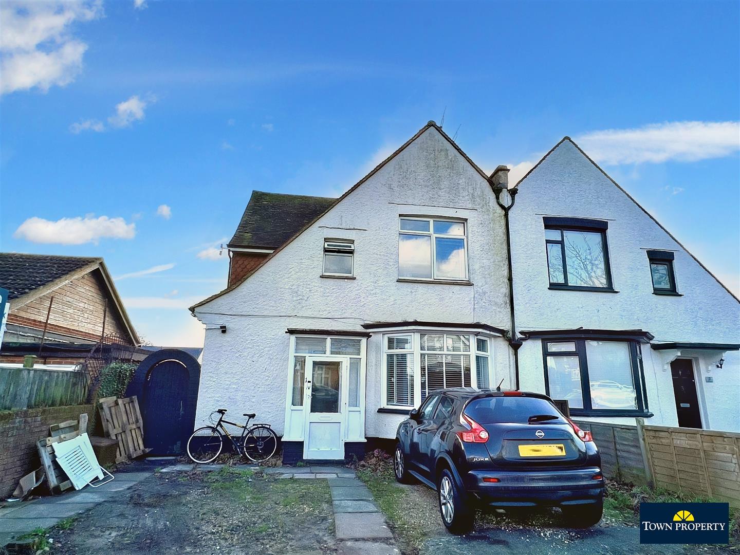 Property Details for Central Avenue Eastbourne East Sussex BN20 8PL